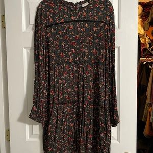 Knox Rose Black Floral long sleeve tiered dress